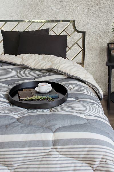 Arel Home Single Striped Double Sided Sharpa Quilt 100% Cotton