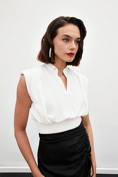 Sateen EKRU Tank Top - Με Αξεσουάρ γιακά