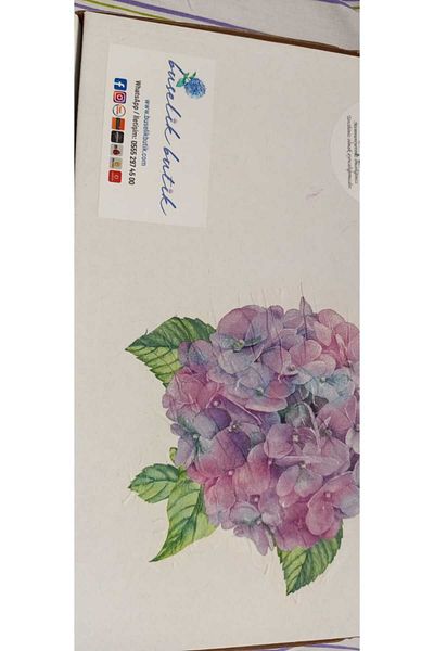 İskeçe Exclusive Handmade Design Hydrangea Themed Shawl in Special Box