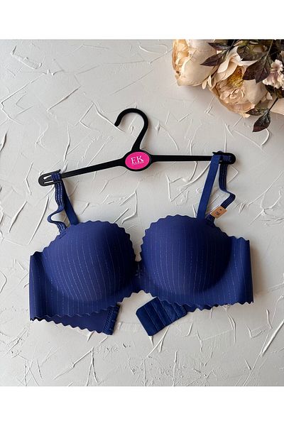 İntive Lingerie Сутиен с лъскав, ръчно покрит и лазерно изрязан push-up ефект Jennie Imported - FK1204