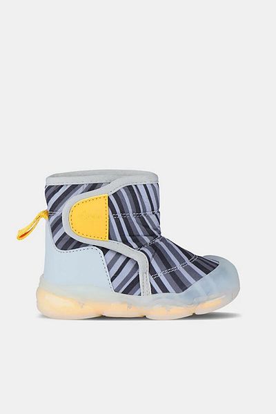 Vicco 943.B24K.482-18 Helium Lighted Baby Snow Boots