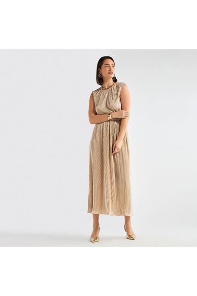FAV All-Over Pleated Sleeveless Dress with Round Neck