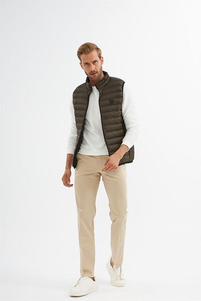 Danger Men's Standard Mold Puffer Vest Khaki