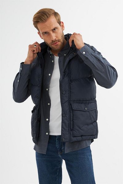 Danger Men's Pocket Detailed Puffer Vest Navy Blue