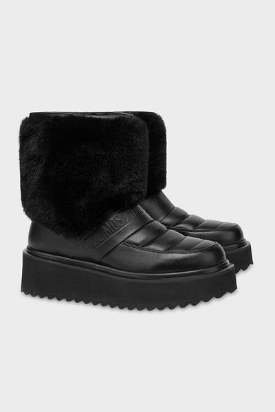 Love Moschino Soft Feather Logo Thick Sole Boots Boots Ja24296I0Liec00B