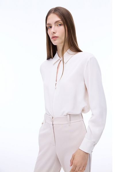 Perspective Farewell Regular Fit Standard Size Fake Sleeve Stand Collar Ecru Blouse