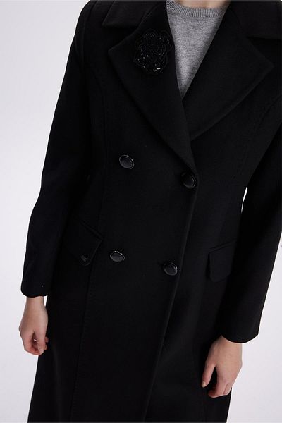 Zühre Palton negru cu guler dublu, cu detaliu accesoriu 13613