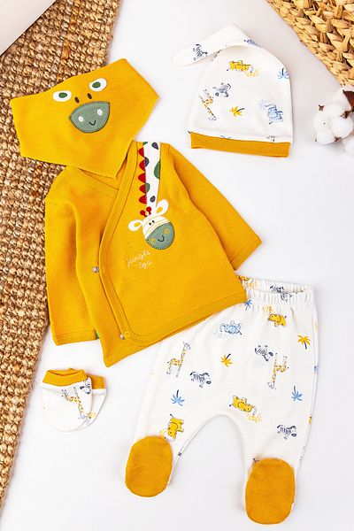 Babymod Giraffe Themed 5 Piece Baby Boy Hospital Outlet Baby Set