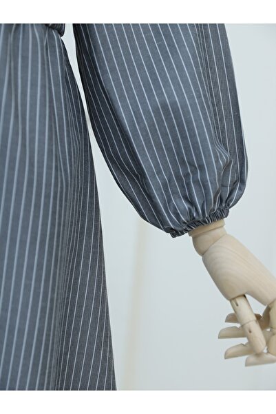 Modamorfo Pruhované šaty s knoflíky vpředu a elastickým pasem - kouřové