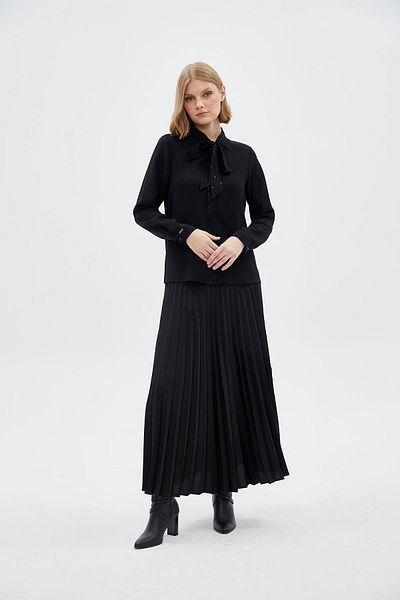 Zühre Bow Collar Long Sleeve Black Shirt G-0088