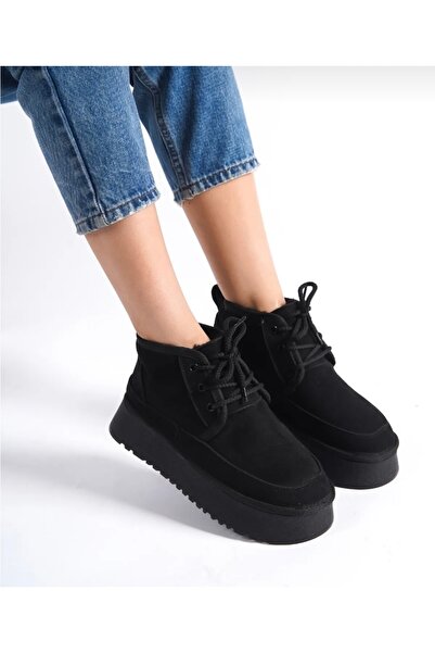 Yazın Ayakkabıları SİYAH SÜET İÇİ KÜRKLÜ BAĞCIK DETAYLI BOT
