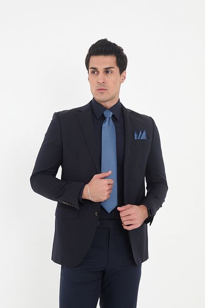 Brianze Navy Blue Patterned Tie and Handkerchief Set