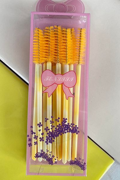 TAKIŞTIR Yellow Color Eyebrow Eyelash Combing Brush