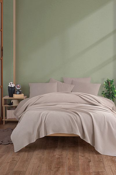 Eponj Home Ecocel Pike Megaking - Одеяло от кардирана норка, размер King, 260x230 см