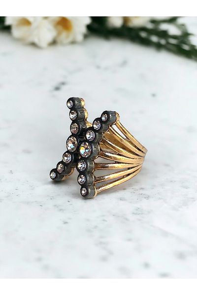 FAYRA ACCESSORIES Diamond Rib Ring