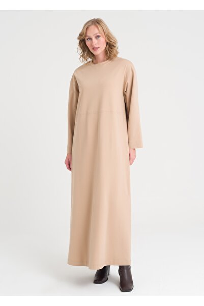 Armağan Costum sport cu guler rotund