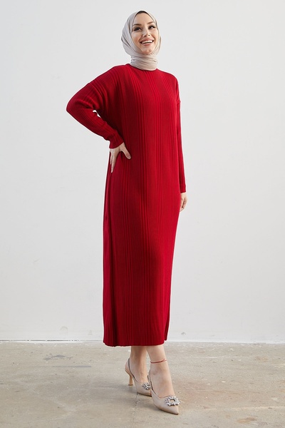 InStyle Arissa Turtleneck hosszú kötöttáru ruha - piros