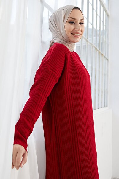 InStyle Arissa Turtleneck hosszú kötöttáru ruha - piros