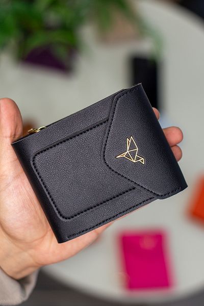 Garbalia Peruánská veganská kožená černá dámská peněženka na zip s přihrádkou na mince a spoustou držáků karet