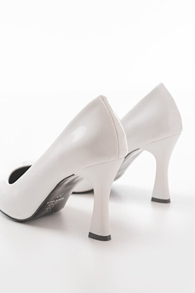 infon shoes creation ST-001 Білі шкіряні туфлі на підборах 9 см