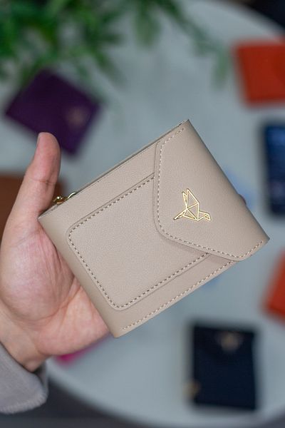 Garbalia Peruvian Vegan Leather Zippered Coin Compartment Beige Women's Wallet with Lots of Card Holders
