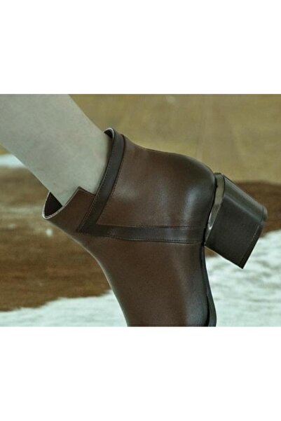 Venüs 2405424K Κλασικές μπότες με τακούνι από γνήσιο δέρμα