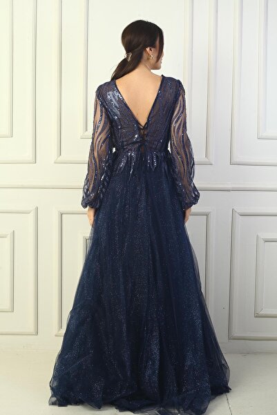 By Saygı Dámské flitrové detailní stříbrné dlouhé večerní šaty se šněrováním na zádech