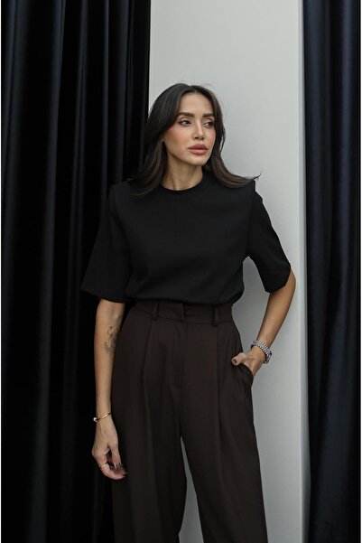 Havoş Fekete Rosa párnázott póló