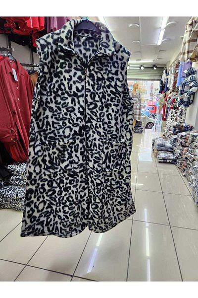 DHDmoda Black and White Leopard Print Zippered Pocket Fleece Vest