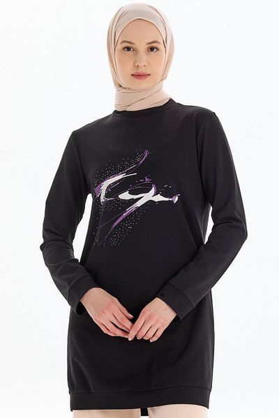 Tuğba Sweat imprimat cu model detaliat de piatră neagră
