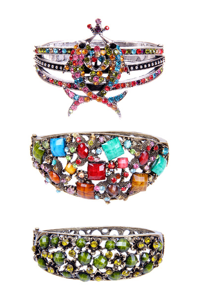 Rouge حزمة أساور حجرية ملونة