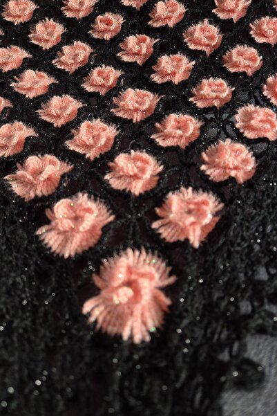 ATÖLYE MİLLA Black Shawl with Pink Puppy Flowers