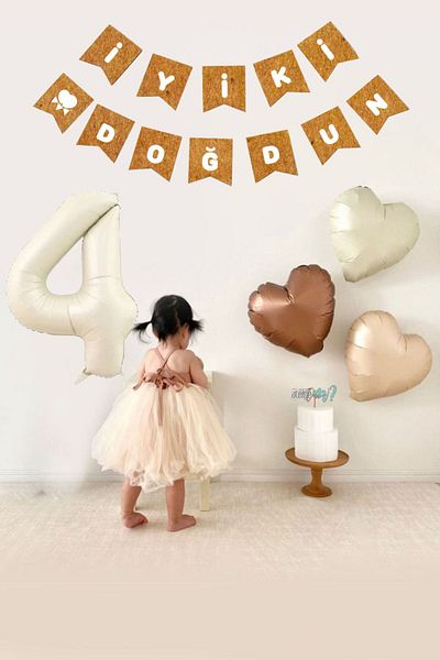 Atölye Mi 4 Years Old Birthday Kraft White Happy Birthday Banner 3Pcs Heart Balloon Decoration Set