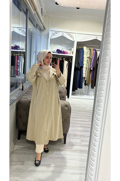 Invee معطف واق من المطر باللون البيج من INVEE 6830