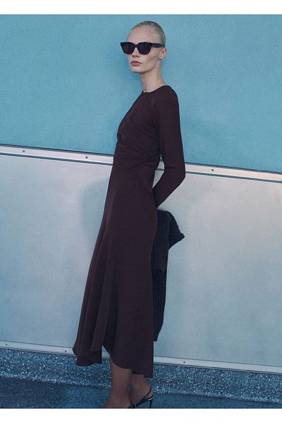 MANGO Woman Sukienka midi z drapowaną talią