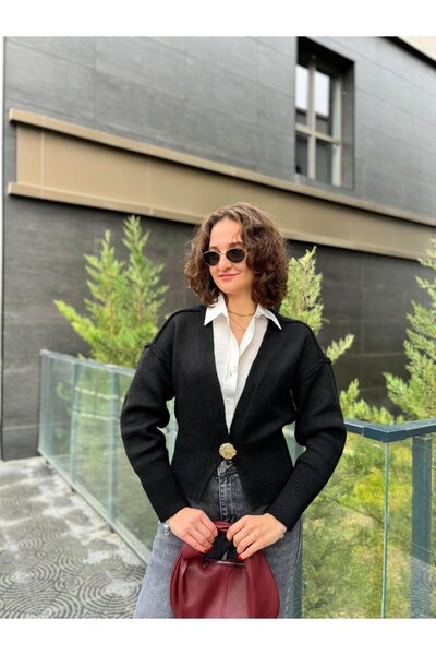 Butik Cardigan mare cu nasturi aurii cu cusătură inversă