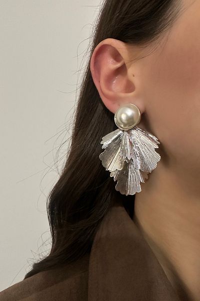 Okko Store Pearl Dangle Leaf Earrings