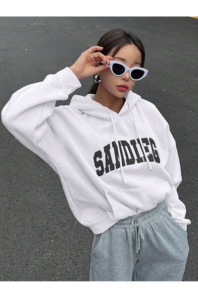 over head oh Women's White Sandiego Printed 3 Thread Oversized Hoodie Sweatshirt