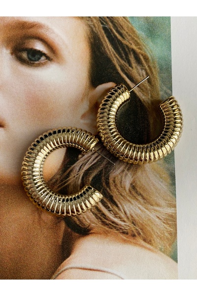 Pinery Jewels Tırtık Desenli Tombul Halka Küpe Çifti