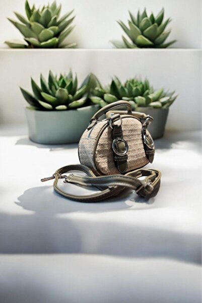 Melissa Boutique حقيبة يد وكتف نسائية منسوجة بمظهر كاكي ويكر