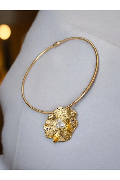 FASHİON JEWELRY قلادة زهرة اللؤلؤ المعدنية من Angel Hobby Jewelry