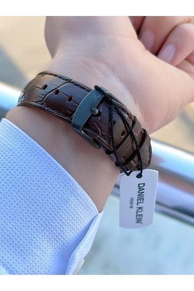Daniel Klein Leather Cord 30 Mt Water Resistant Men's Wristwatch EDK101.1.10454.4i