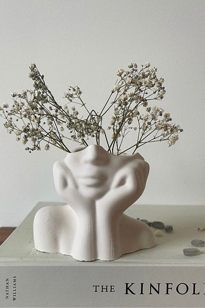 Mandalin Art Studio Concrete Decorative Abstract Face Object - Vase