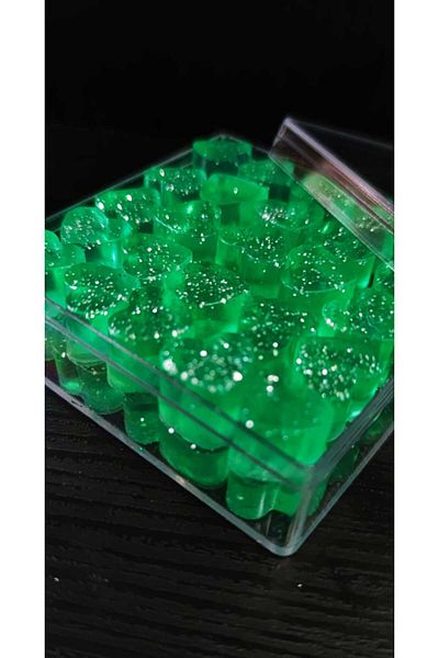 SOO SOAP Decorative Glitter Green Mini Heart Soaps in a Gift Box