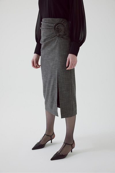 Exquise Anthracite Colored Slit Floral Patterned Skirt