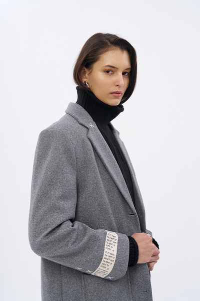 Quzu Довгий пальто з кишенями та деталями на спинці, темно-сірий