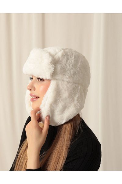 chwain Women's White Plush Pilot Hat