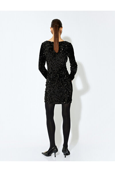 Koton Yuvarlak Yaka Uzun Kollu Slim Fit Mini Pullu Payetli Kalem Elbise