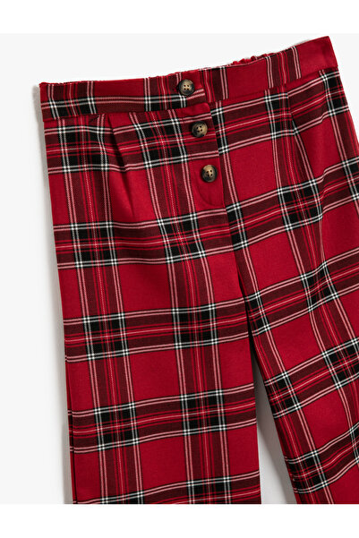 Koton Széles szárú nadrág puha textúrájú gombrészletekkel