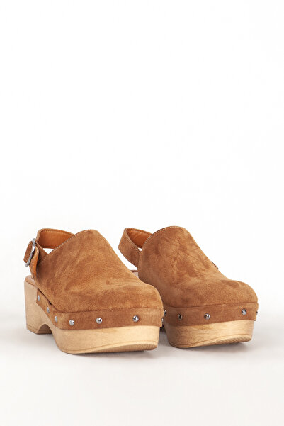 Dericlub Women's Suede Leather Clogs - Closed Toe and Belt, Tan 7607